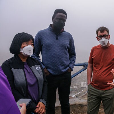 Programme d’impact mondial de 3M – des bénévoles travaillent au Pérou